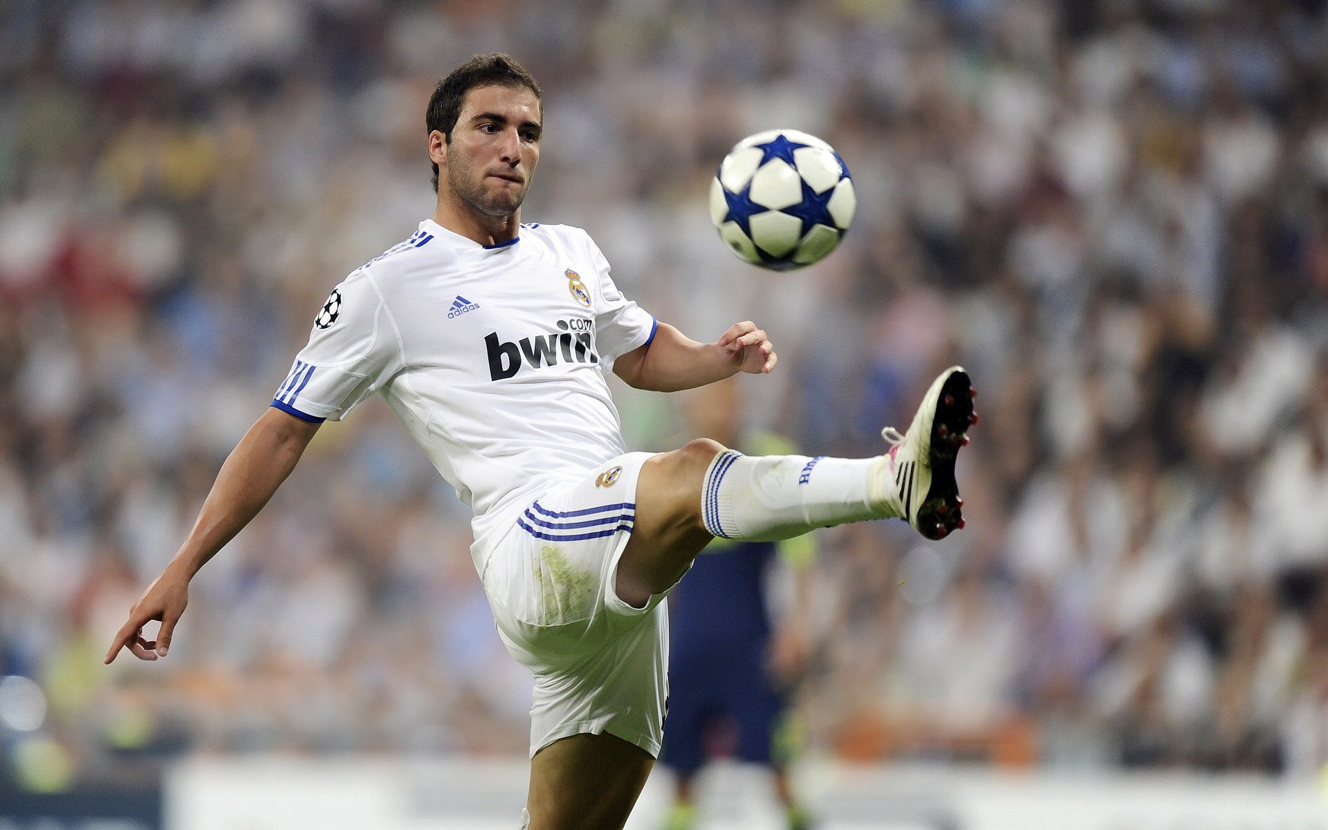 深圳队对阵山西队，马克西关键回合不手软，一球定乾坤